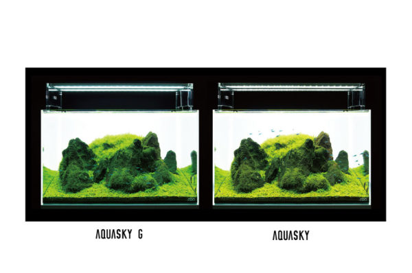 AQUASKY G：The newly developed LEDs illuminate green colors of aquatic plants vividly. AQUASKY：Aquatic plants look yellowish under conventional white LEDs.